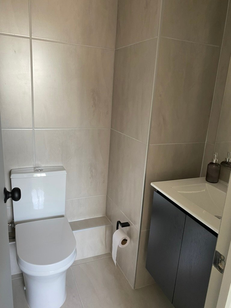 Baño completo del departamento para 4 personas en Valparaíso